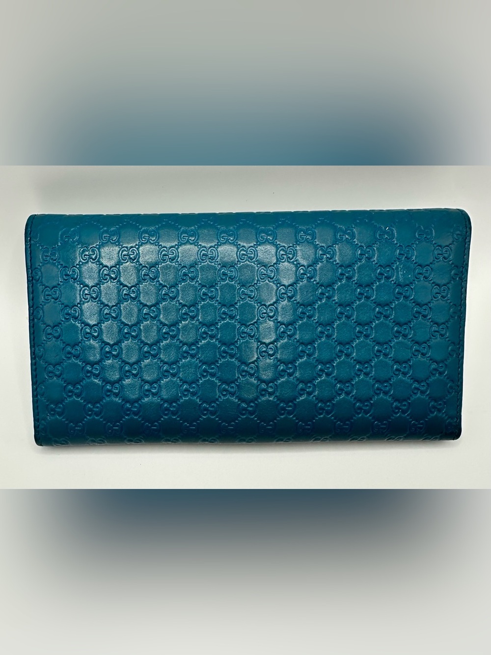 Gucci Teal/Turquoise Embossed GG Continental Wallet - Picture 2 of 13